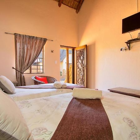 קמפטון פארק All Over Africa Guest House מראה חיצוני תמונה