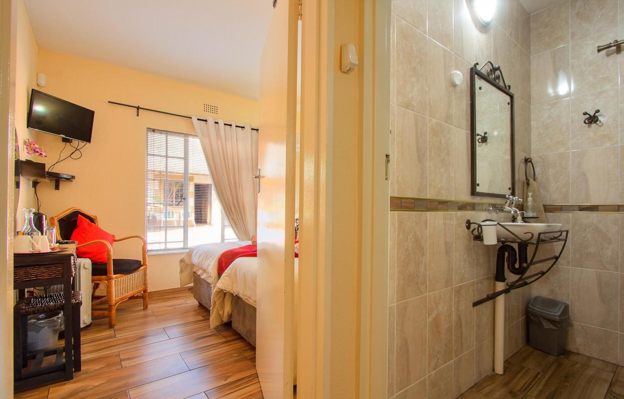 קמפטון פארק All Over Africa Guest House מראה חיצוני תמונה