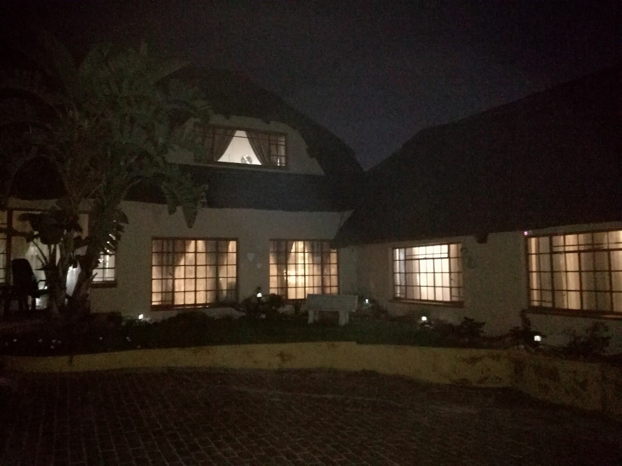 קמפטון פארק All Over Africa Guest House מראה חיצוני תמונה