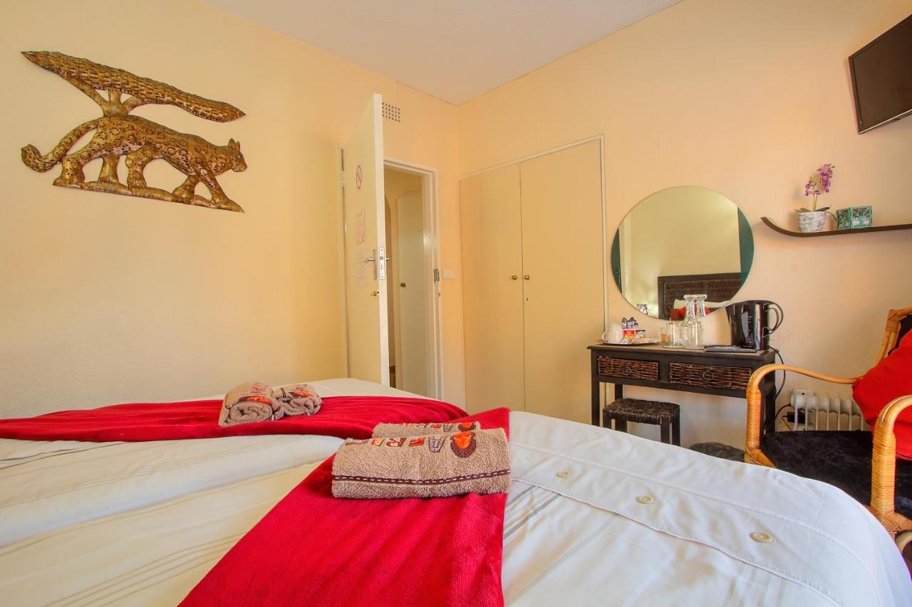 קמפטון פארק All Over Africa Guest House מראה חיצוני תמונה